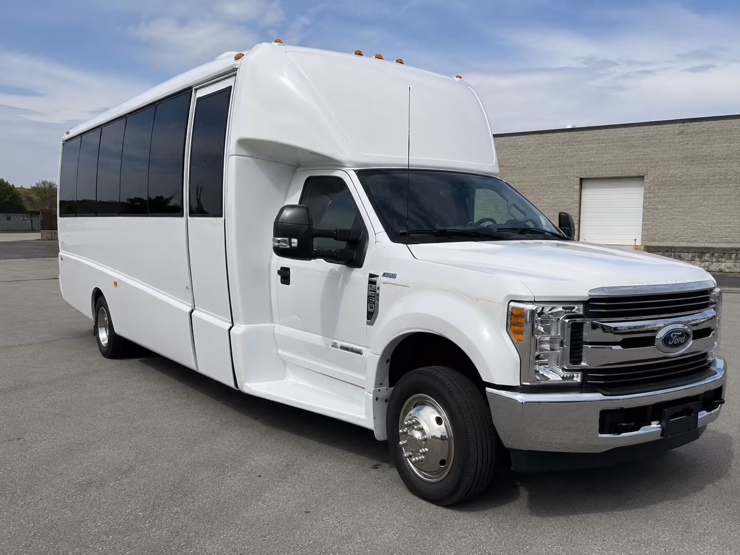 find the perfect transportation for your next school field trip 2
