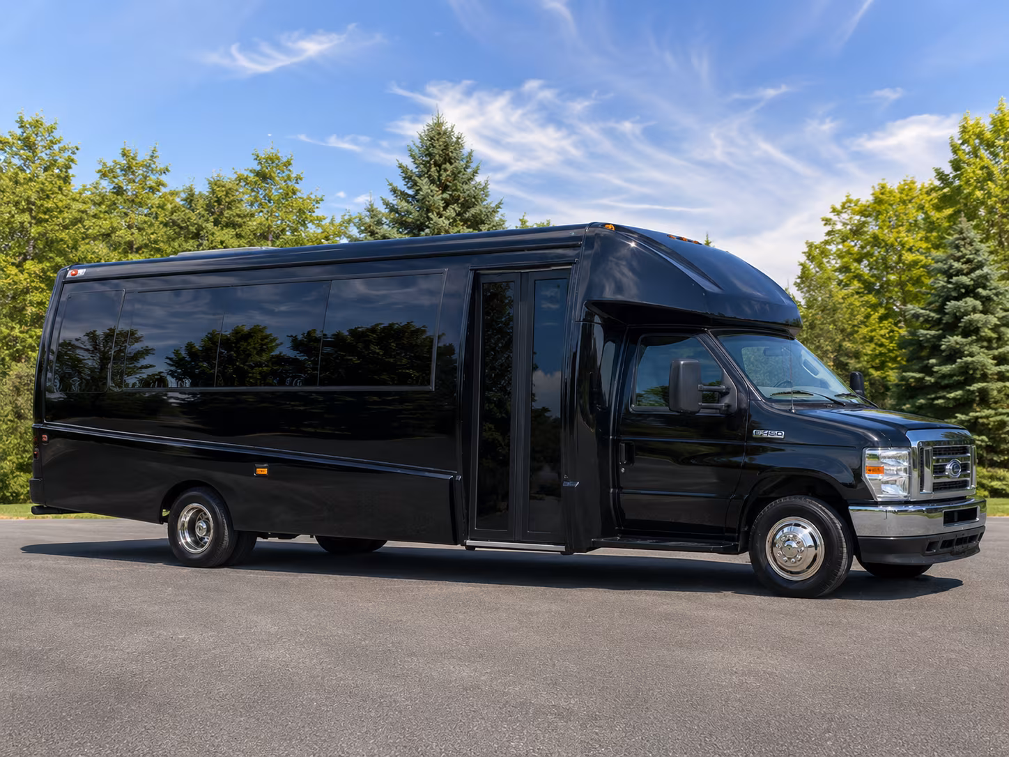 high school and college field trip buses for competitions and academic travel