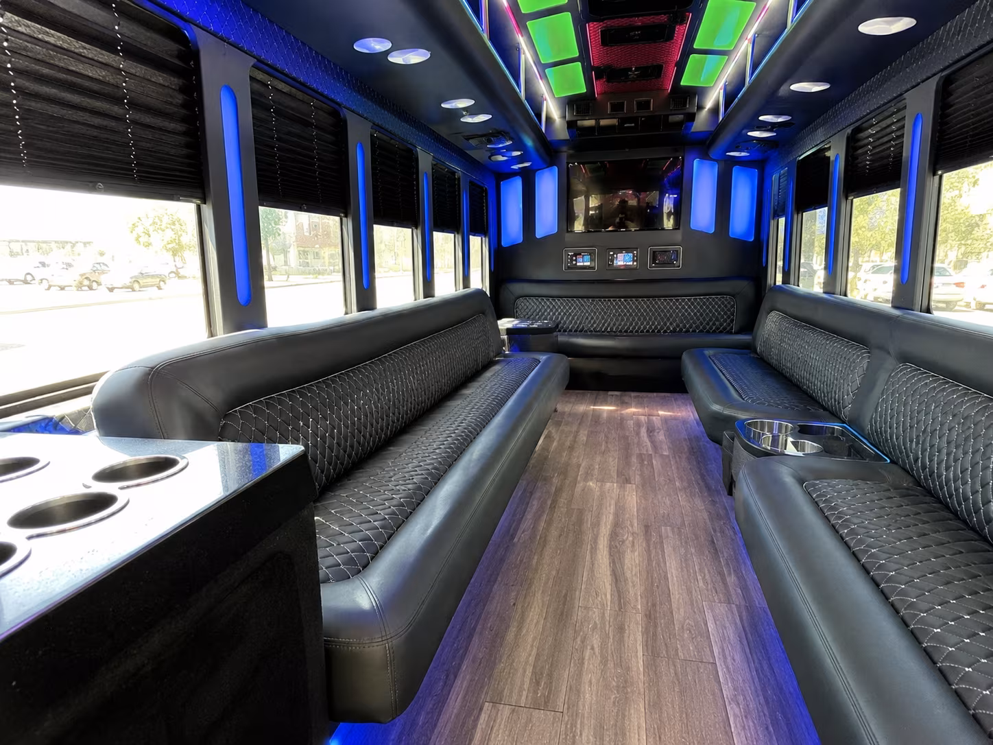 huntsville 15 passenger party bus inside