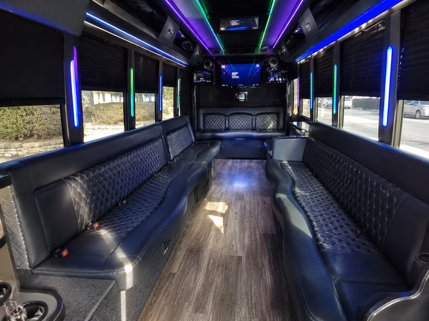 huntsville 15 passenger party bus interior