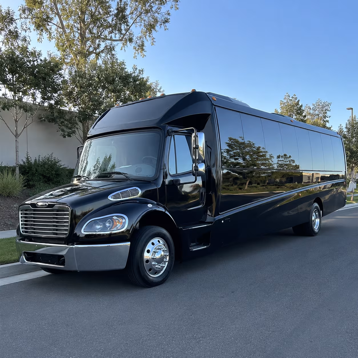huntsville 20 passenger minibus