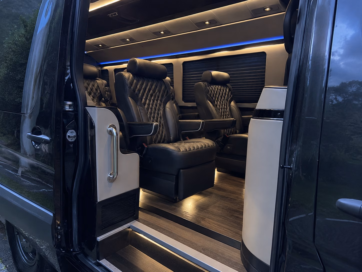 huntsville airport transportation