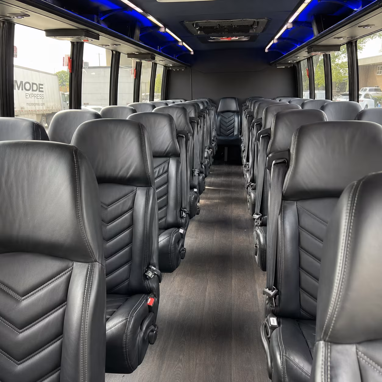minibus wine tour rentals for small groups in madison county