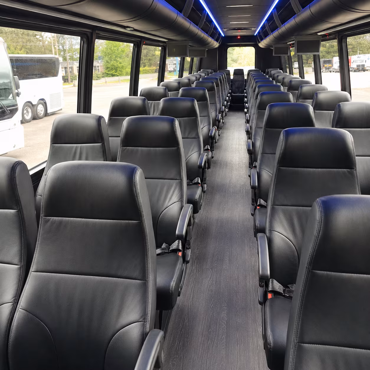 shuttle buses for wedding guests between huntsville hotels and your venue